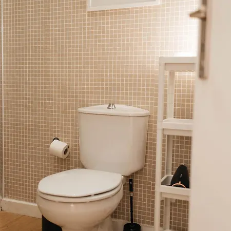T4 No Apartment